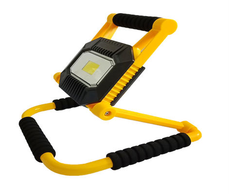 Mua 1500 Lumens sạc lại chống nước IP65 Đèn làm việc LED Đèn cầm tay Gập lại với 360 ° Đứng quay sản xuất trực tuyến